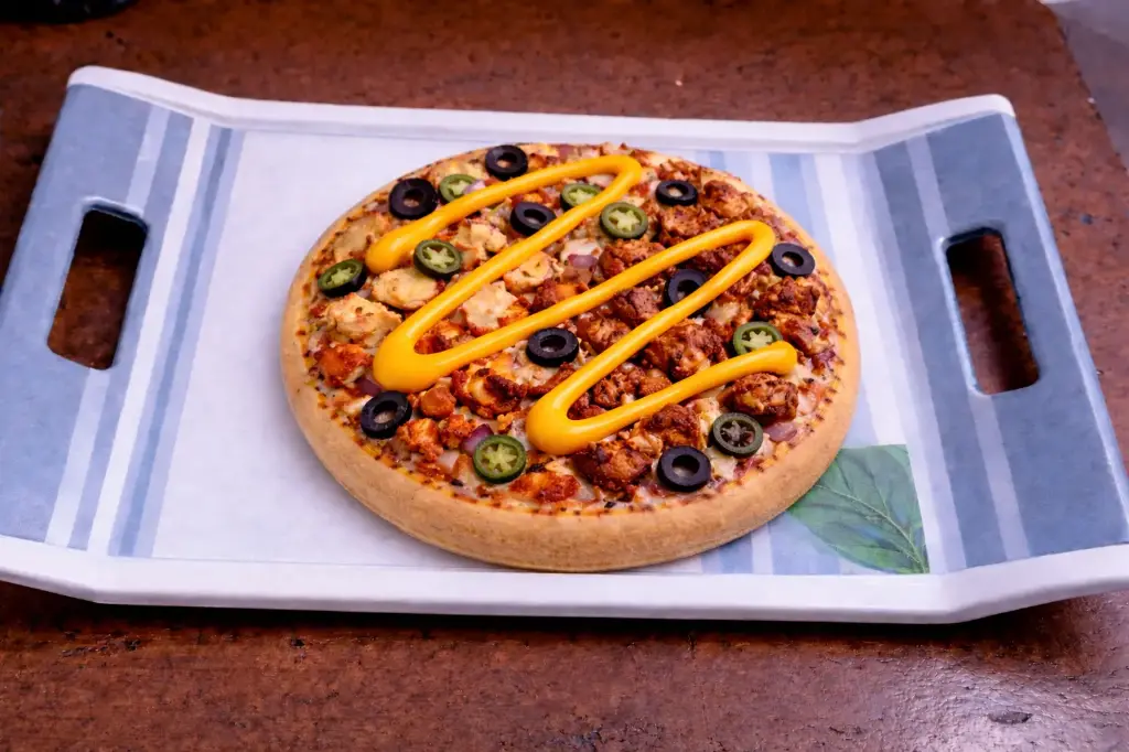 Amazing Triple Fusion Chicken Tikka Pizza [7 inches]